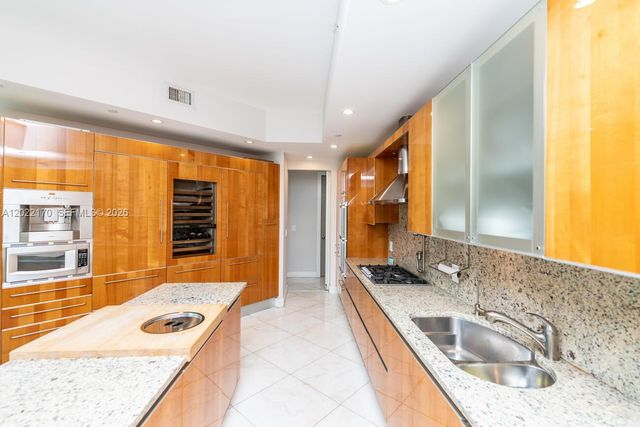 16051 Collins Ave 404, Sunny Isles Beach, FL 33160