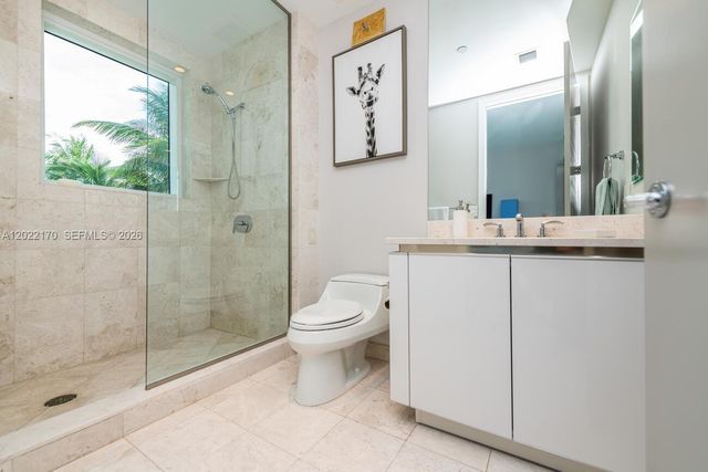 16051 Collins Ave 404, Sunny Isles Beach, FL 33160