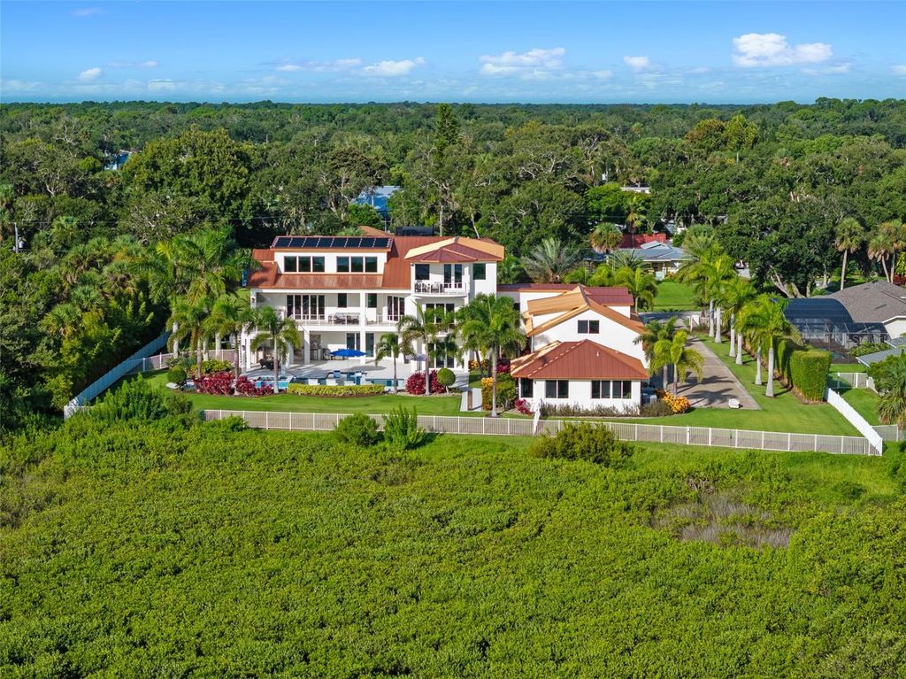 Image 13 of property listing at 1511 S RIVERSIDE DRIVE, New Smyrna Beach, FL 32168