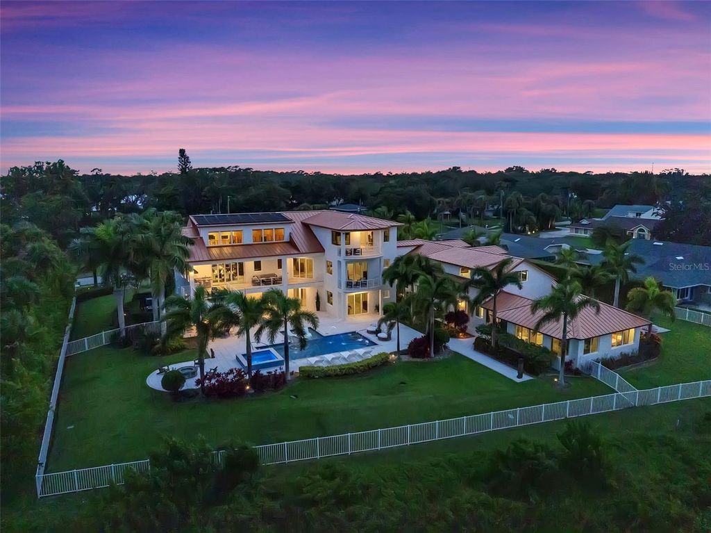 Image 3 of property listing at 1511 S RIVERSIDE DRIVE, New Smyrna Beach, FL 32168