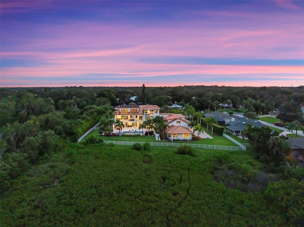 Image 4 of property listing at 1511 S RIVERSIDE DRIVE, New Smyrna Beach, FL 32168