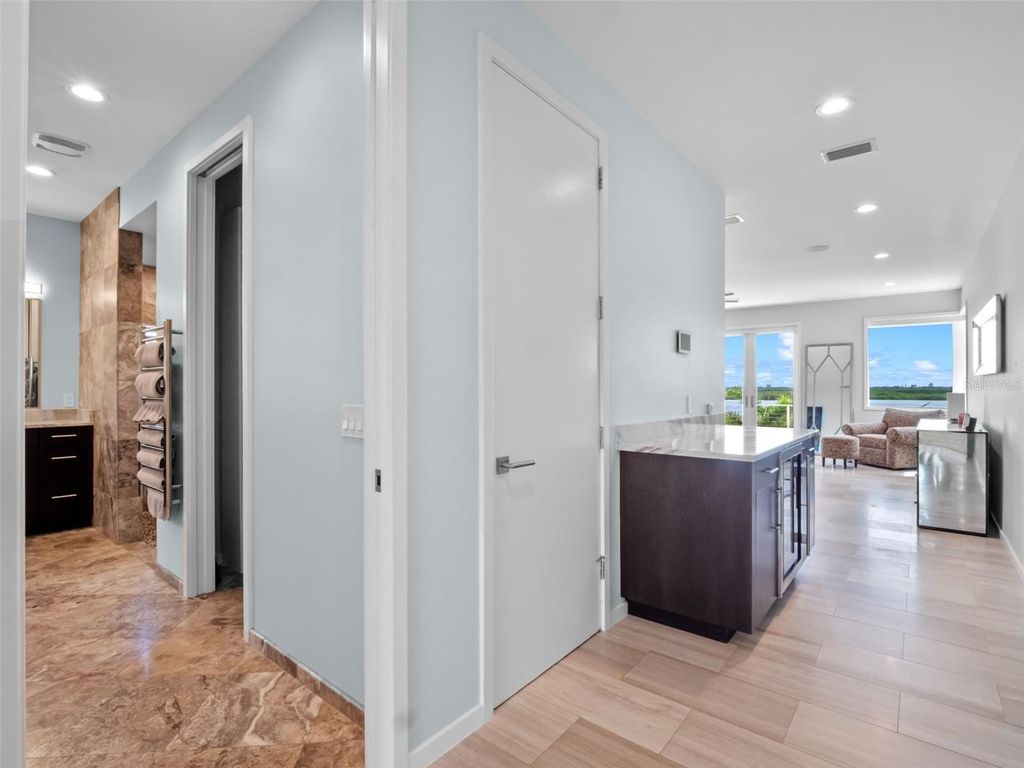 Image 42 of property listing at 1511 S RIVERSIDE DRIVE, New Smyrna Beach, FL 32168