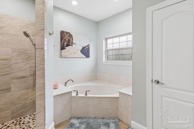 3689 Laurel Lee Blvd, Pace, FL 32571