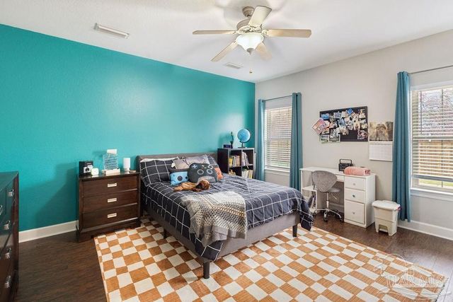 3689 Laurel Lee Blvd, Pace, FL 32571