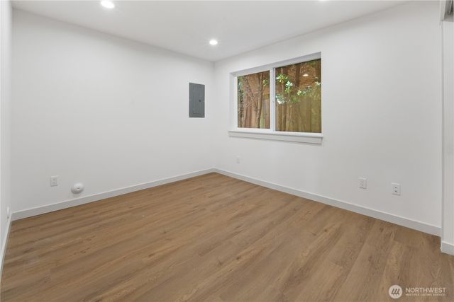2652 B NW 95th Street, Seattle, WA 98117