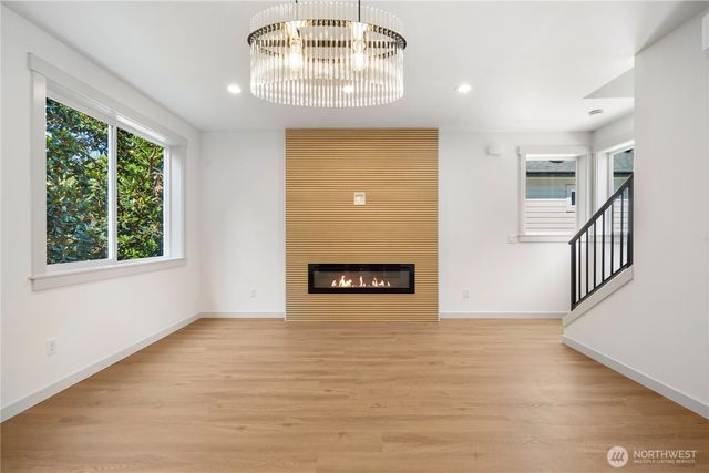 2652 B NW 95th Street, Seattle, WA 98117
