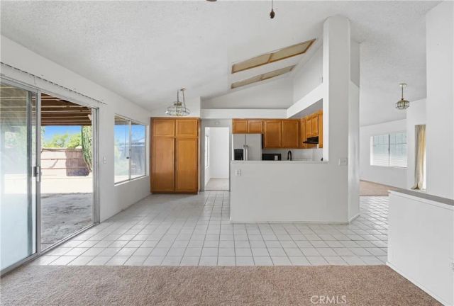 14698 King Canyon Road, Victorville, CA 92392