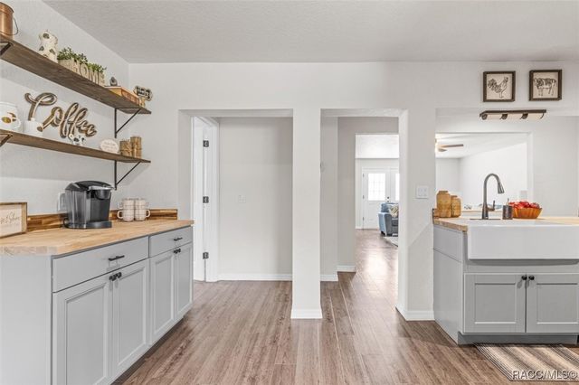 2329 S Rock Crusher Road, Homosassa, FL 34448