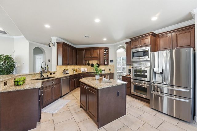 15607 Shining Brook Court, Houston, TX 77044