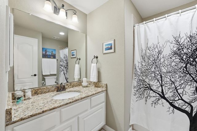 15607 Shining Brook Court, Houston, TX 77044