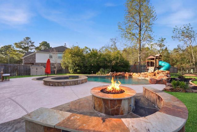 15607 Shining Brook Court, Houston, TX 77044