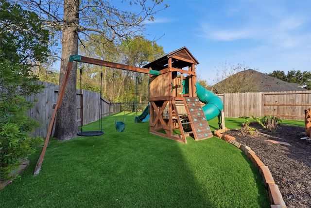 15607 Shining Brook Court, Houston, TX 77044