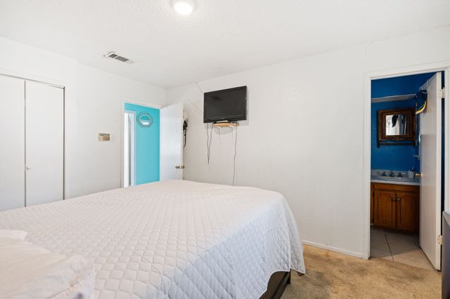 4533 Wyoming Street, Dallas, TX 75211