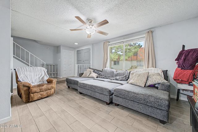 7844 N 47TH Avenue, Glendale, AZ 85301