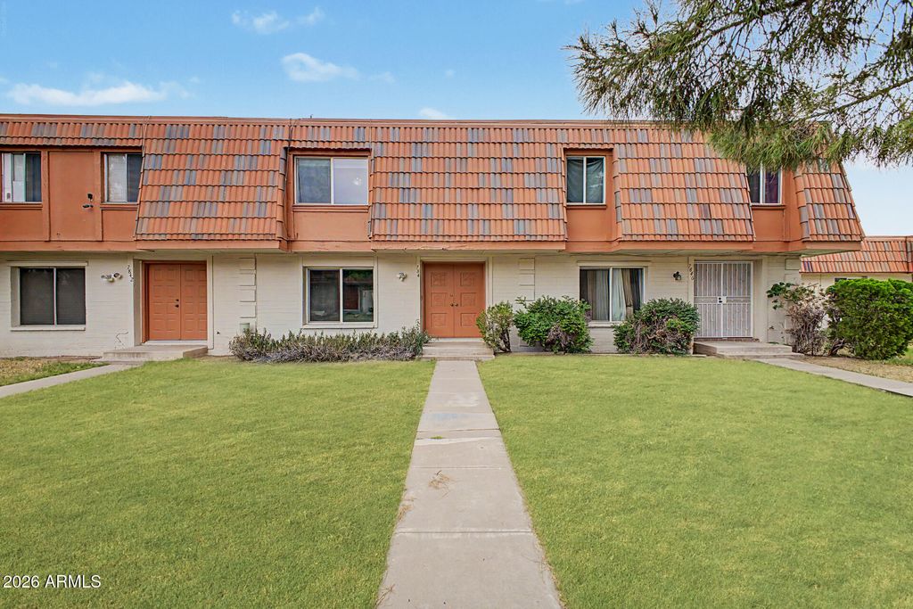 7844 N 47TH Avenue, Glendale, AZ 85301