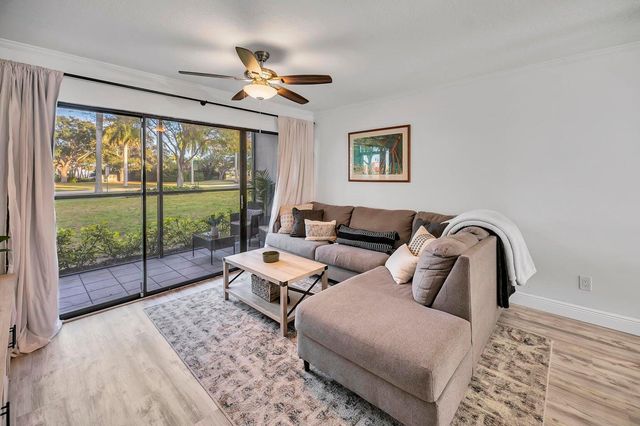 701 N Indian River Drive 105, Fort Pierce, FL 34950
