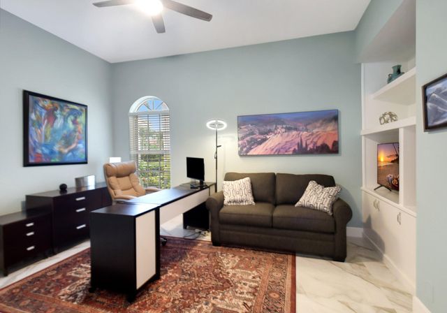 8180 Sandpiper Way, West Palm Beach, FL 33412