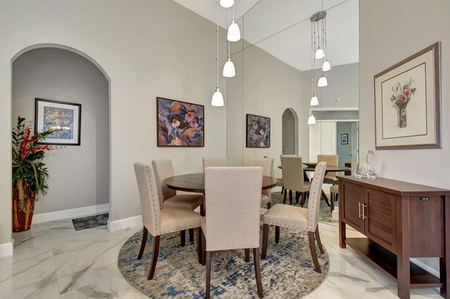 8180 Sandpiper Way, West Palm Beach, FL 33412