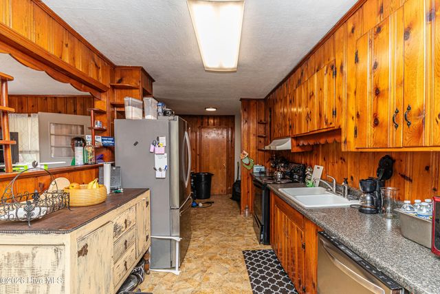 608 Poplar Street, Goldsboro, NC 27530