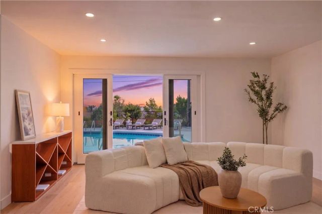 5726 Sunmist Drive, Rancho Palos Verdes, CA 90275