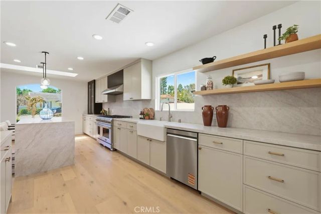 5726 Sunmist Drive, Rancho Palos Verdes, CA 90275