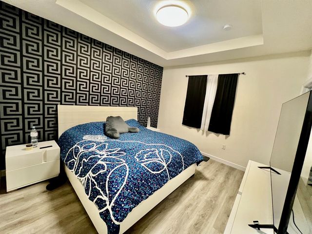 10490 W 33rd Way, Hialeah, FL 33018