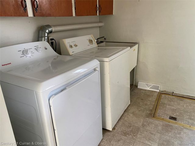 1175 Mason Street, Dearborn, MI 48124