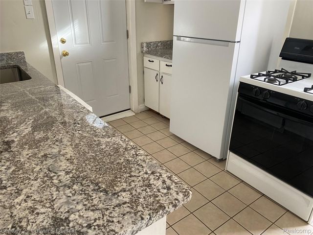 1175 Mason Street, Dearborn, MI 48124