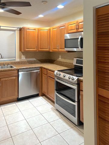 3692 NW 95TH Terrace 7M, Sunrise, FL 33351