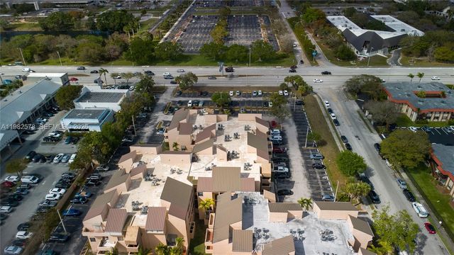 10500 SW 108th Ave B414, Miami, FL 33176