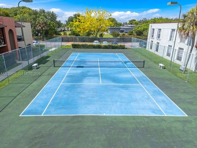 10832 N Kendall Drive U1, Miami, FL 33176
