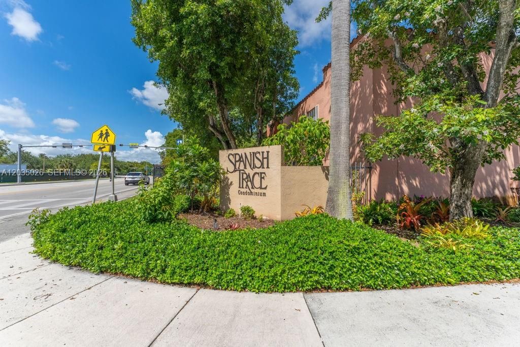 10832 N Kendall Drive U1, Miami, FL 33176