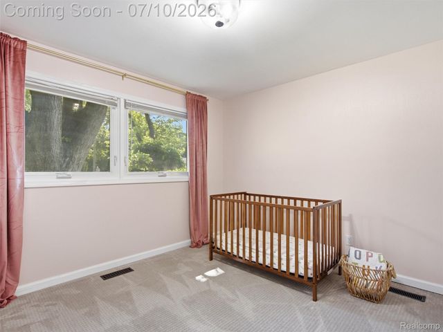 3405 Upton Drive, Troy, MI 48084