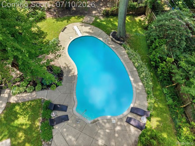 3405 Upton Drive, Troy, MI 48084