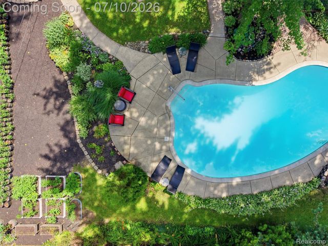 3405 Upton Drive, Troy, MI 48084
