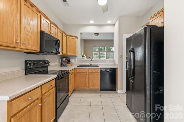 3866 Carl Parmer Drive, Harrisburg, NC 28075