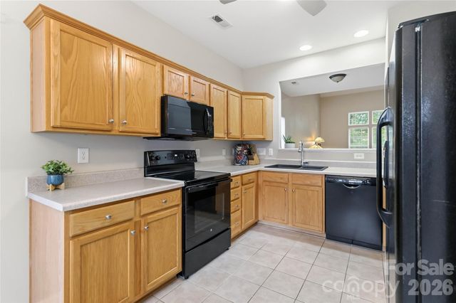 3866 Carl Parmer Drive, Harrisburg, NC 28075