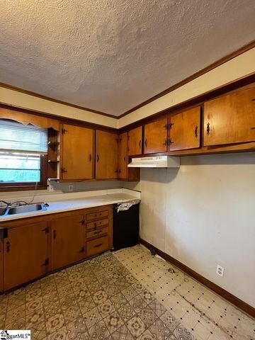 330 Frans Drive, Arcadia, SC 29320