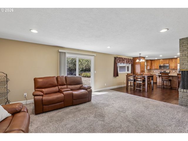 6868 Se MONROE St, Milwaukie, OR 97222