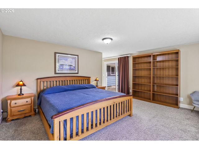 6868 Se MONROE St, Milwaukie, OR 97222