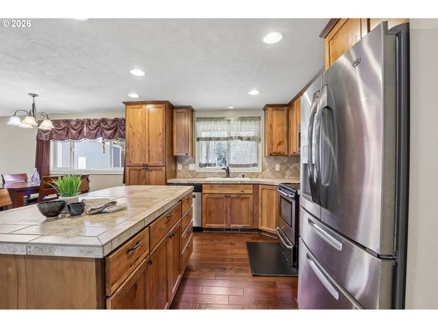 6868 Se MONROE St, Milwaukie, OR 97222