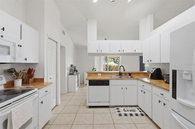 774 BARCLAY TERRACE, Lake Wales, FL 33853