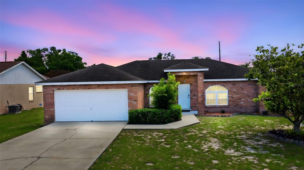 774 BARCLAY TERRACE, Lake Wales, FL 33853