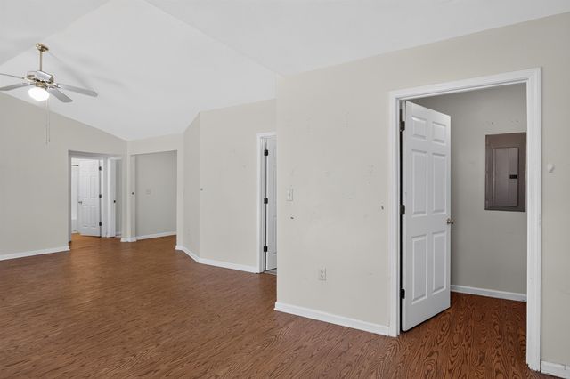 1837 Tamara Way, Spartanburg, SC 29301