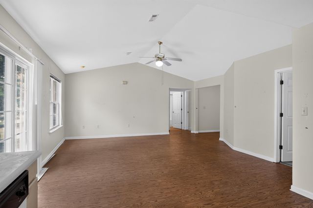 1837 Tamara Way, Spartanburg, SC 29301