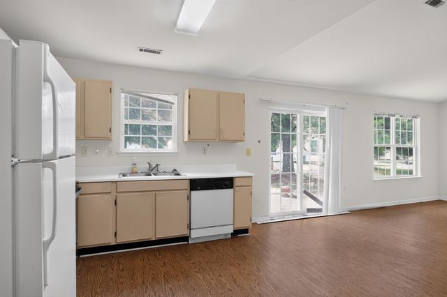 1837 Tamara Way, Spartanburg, SC 29301
