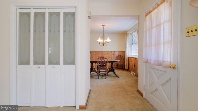 2473 SUSQUEHANNA RD, Abington, PA 19001