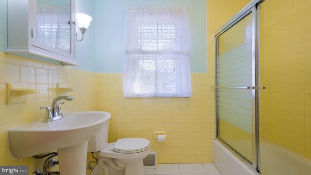 2473 SUSQUEHANNA RD, Abington, PA 19001