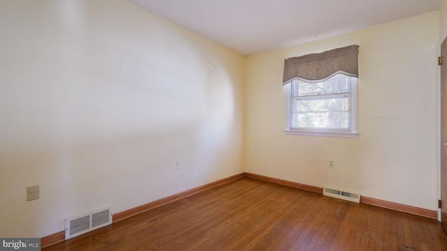 2473 SUSQUEHANNA RD, Abington, PA 19001