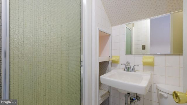 2473 SUSQUEHANNA RD, Abington, PA 19001